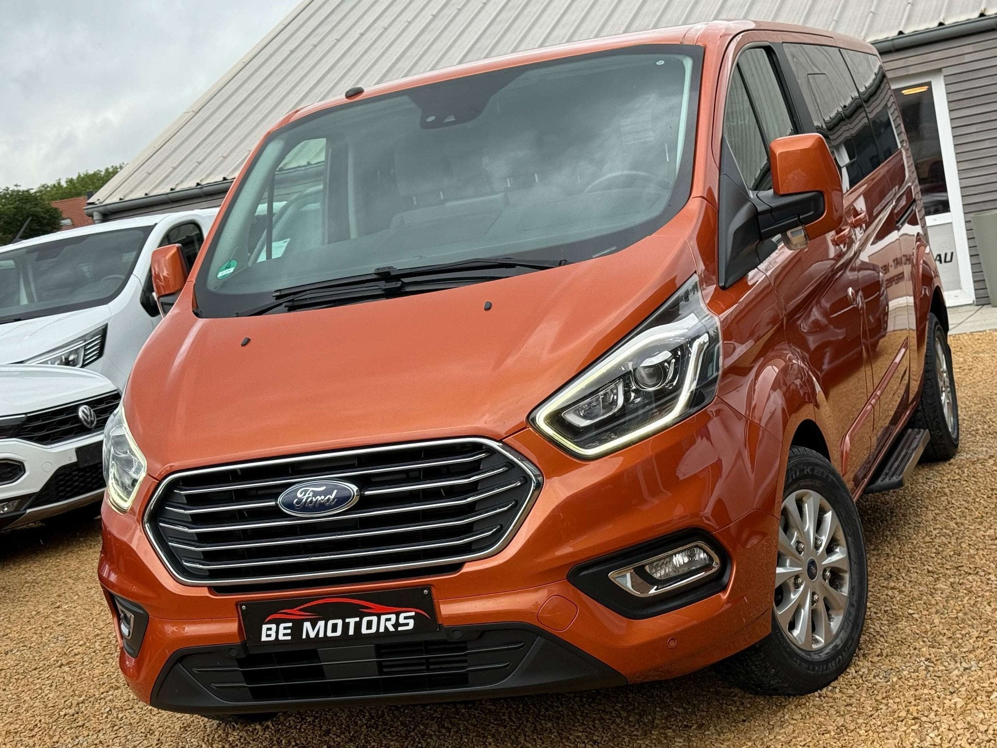 Ford Tourneo Custom 2.0 TDCI 170CV 9 PLACES LONG CHASSIS BOI, Auto's, Gebruikt, 9 zetels, Diesel, 6 deurs