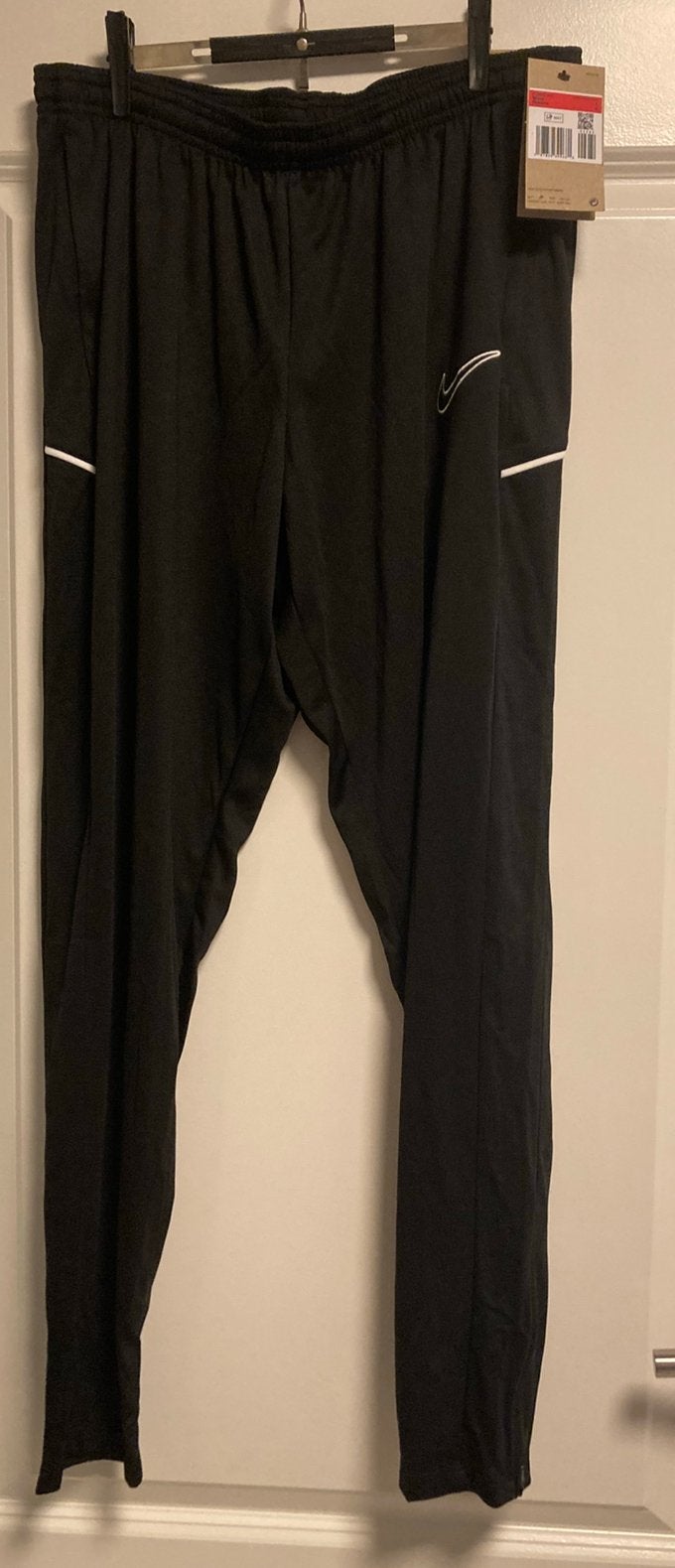 2 trainingsbroeken Nike, Ophalen, Nieuw, Maat 52/54 (L), Zwart