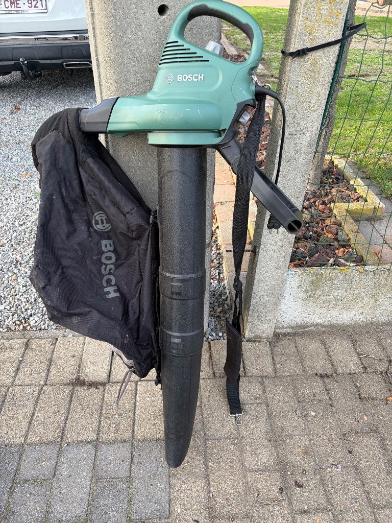 Bladzuiger/blazer van Bosch, Tuin en Terras, Ophalen, Met opvangzak, Bosch Indego, Handgedragen