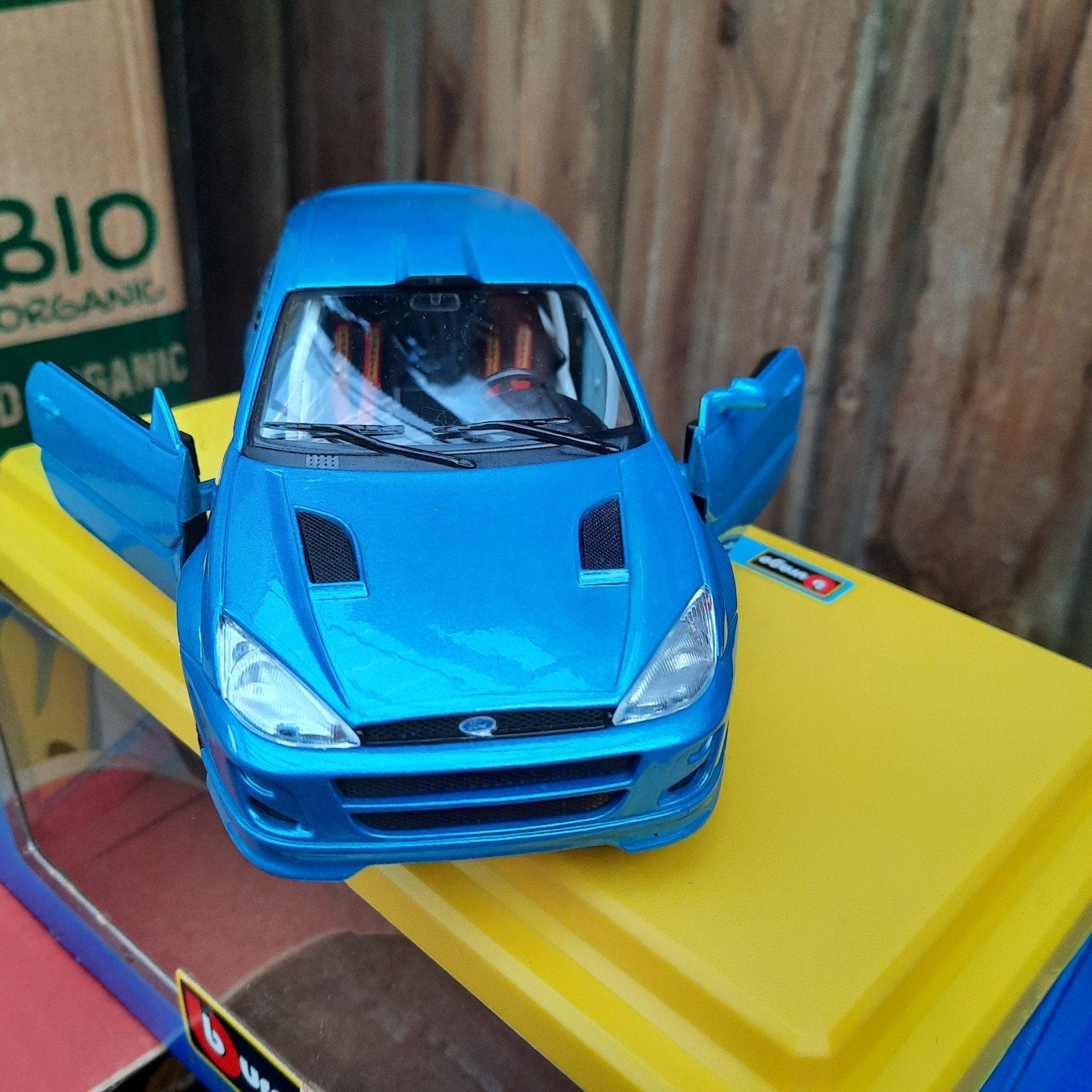 Ford Focus 1 / 24 . Doe bod vanaf 20 euro ., Ophalen of Verzenden, Zo goed als nieuw, Auto, Overige merken