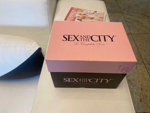 20 CD Koffer sex and the city, Ophalen of Verzenden, Zo goed als nieuw