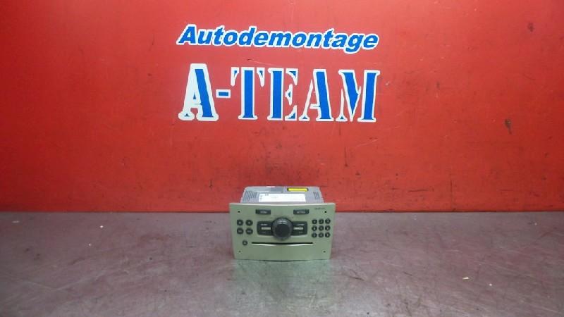 RADIO Opel Corsa D (01-2006/12-2014) (|344183129|13257028|), Auto-onderdelen, Gebruikt, Opel, Lisa.Scalzo@aptiv.com, Aptiv PLC