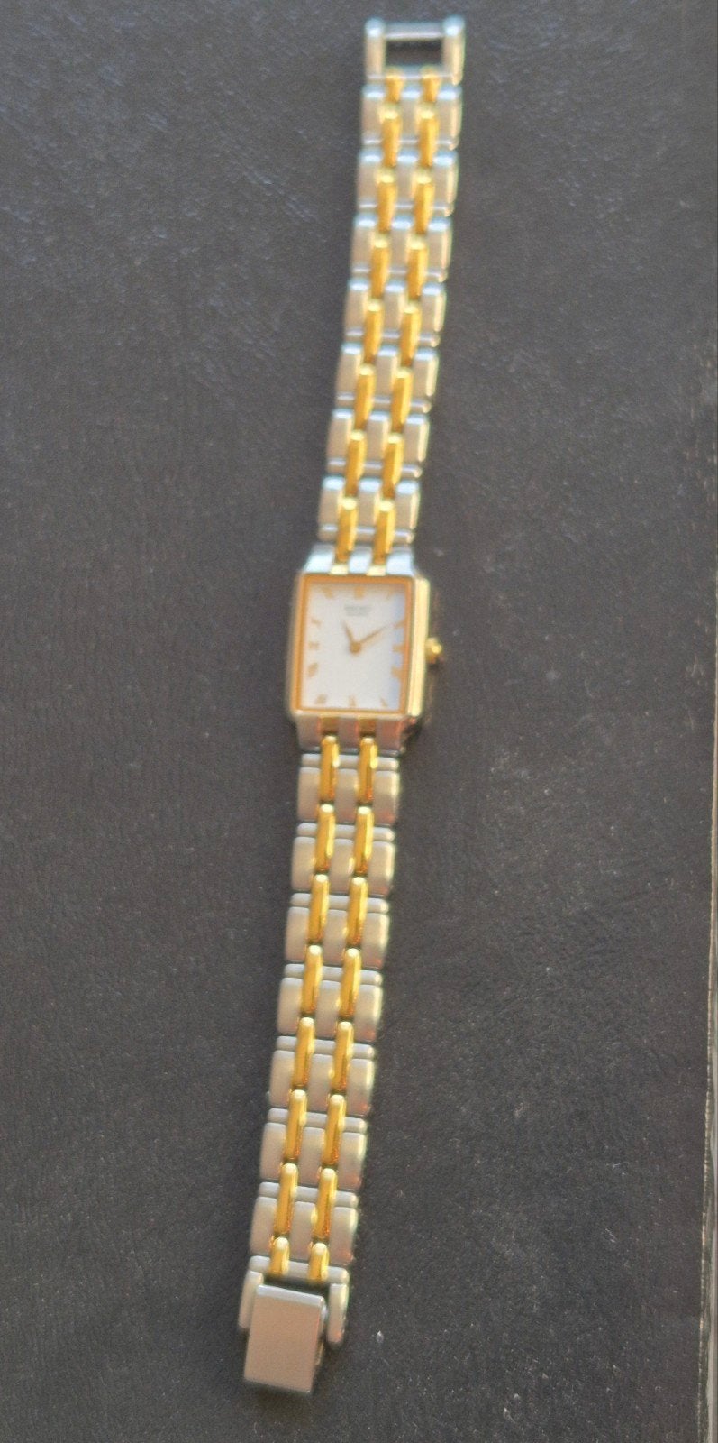 montre Casio quartz acier/or femme, Bijoux, Sacs & Beauté, Enlèvement ou Envoi, Or, Or