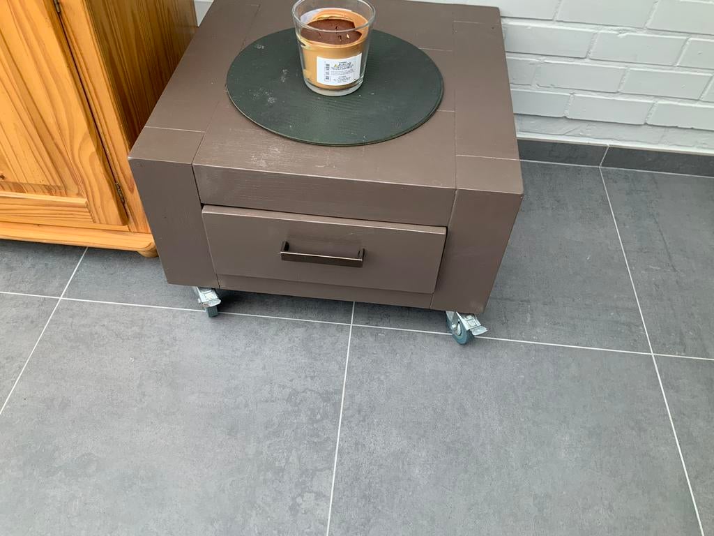 SALON tafel, Ophalen, Gebruikt