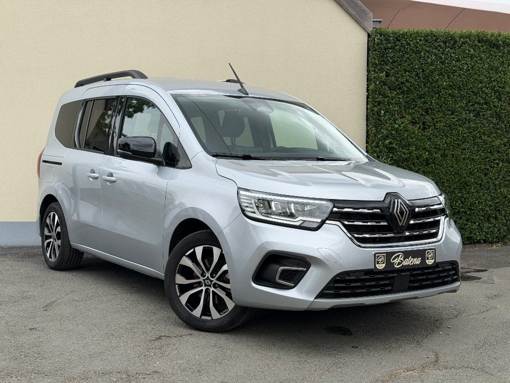 Renault Kangoo 1.3 Benzine Adaptive Cruise Dodehoek Camera, Monovolume, 4 cilinders, 1333 cc, 5 zetels