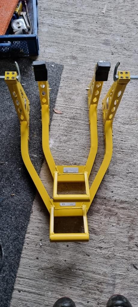 Padock stand moto, Enlèvement