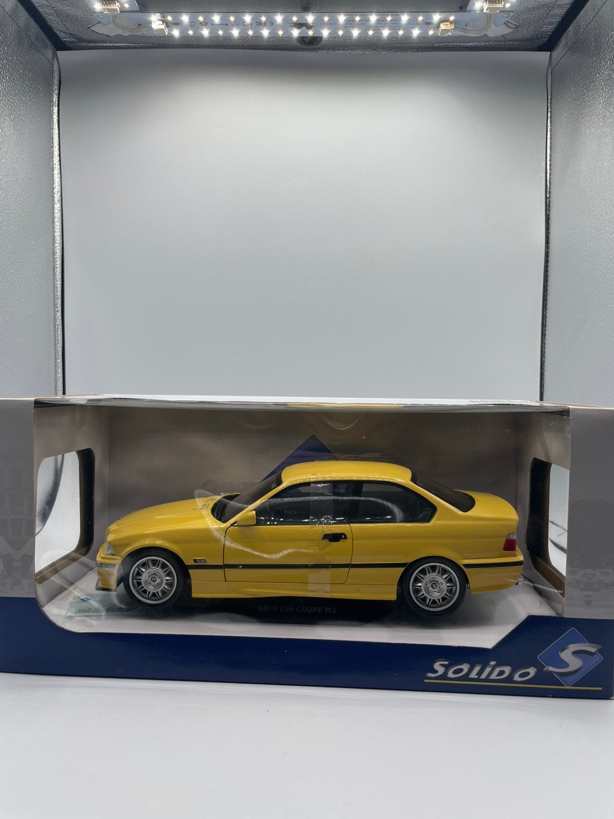 BMW M3 E36 Solido 1/18, Enlèvement, Neuf