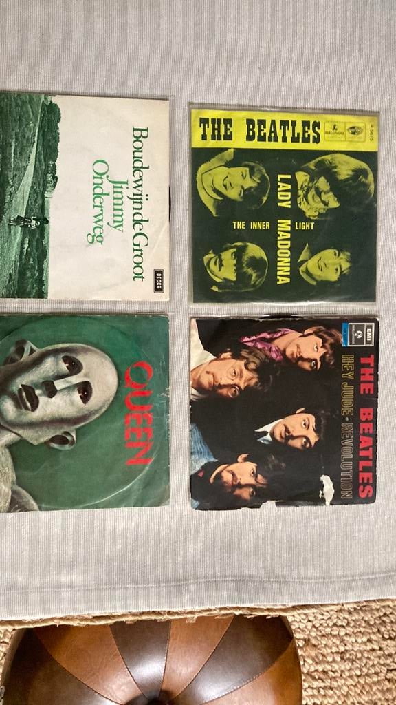 Beatles / Queen / de Groot singles - LEES GOED, Cd's en Dvd's, Vinyl | Rock, Gebruikt, Poprock, Overige formaten, Ophalen of Verzenden