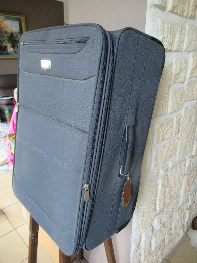 Valise à roulettes bleue foncé Davidt’s 60x40x26 cm bon état, Enlèvement, Utilisé, Autres matériaux, Roulettes