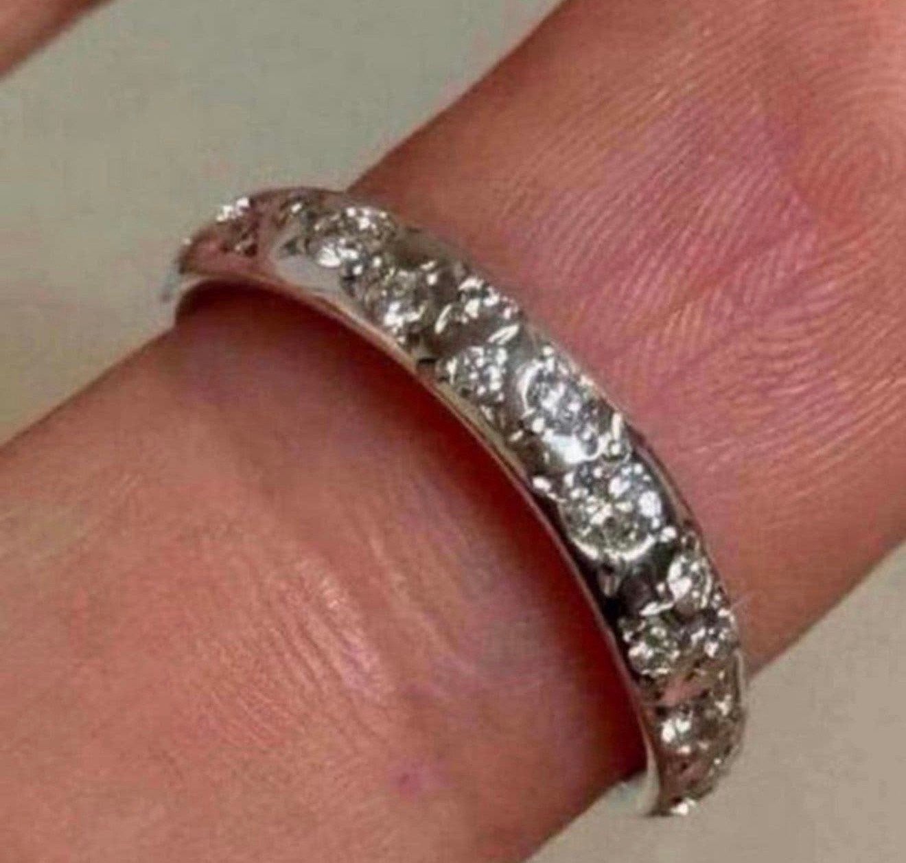 Nieuwe Pomellato Milano ring 18 karaat goud diamant 0.81ct!, Neuf, Enlèvement ou Envoi, Plus petit que 17, Or