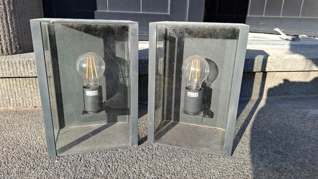 Buitenverlichting (2 lampen), Tuin en Terras, Ophalen, Gebruikt, Staal, Minder dan 50 watt