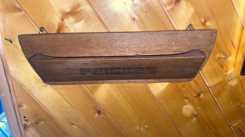 Ancien porte peigne et brosse année 50 en bois, Enlèvement ou Envoi