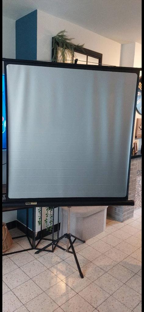 Ecran de projection portable, Enlèvement, Comme neuf