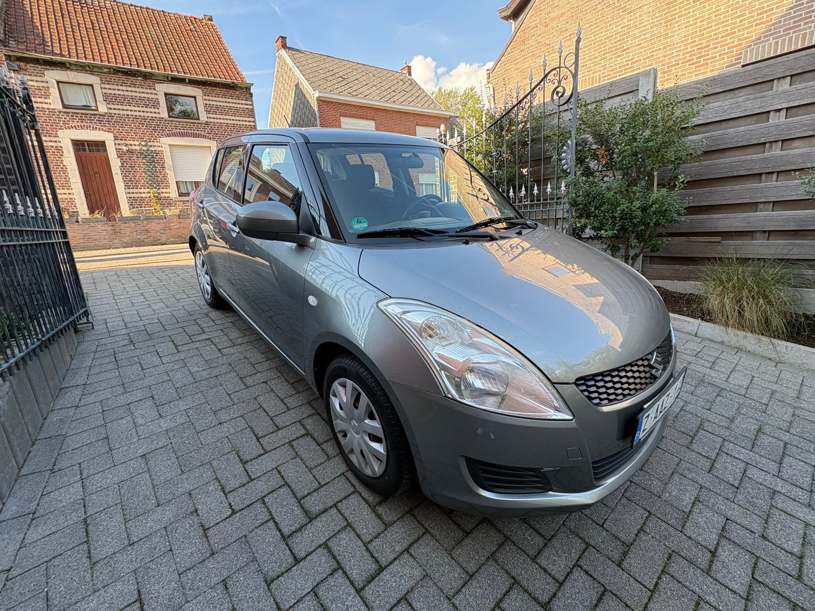 Suzuki Swift 1.2 92 ch essence en parfait état garantie 12m, Autos, 1242 cm³, Achat, 5 portes, Tissu