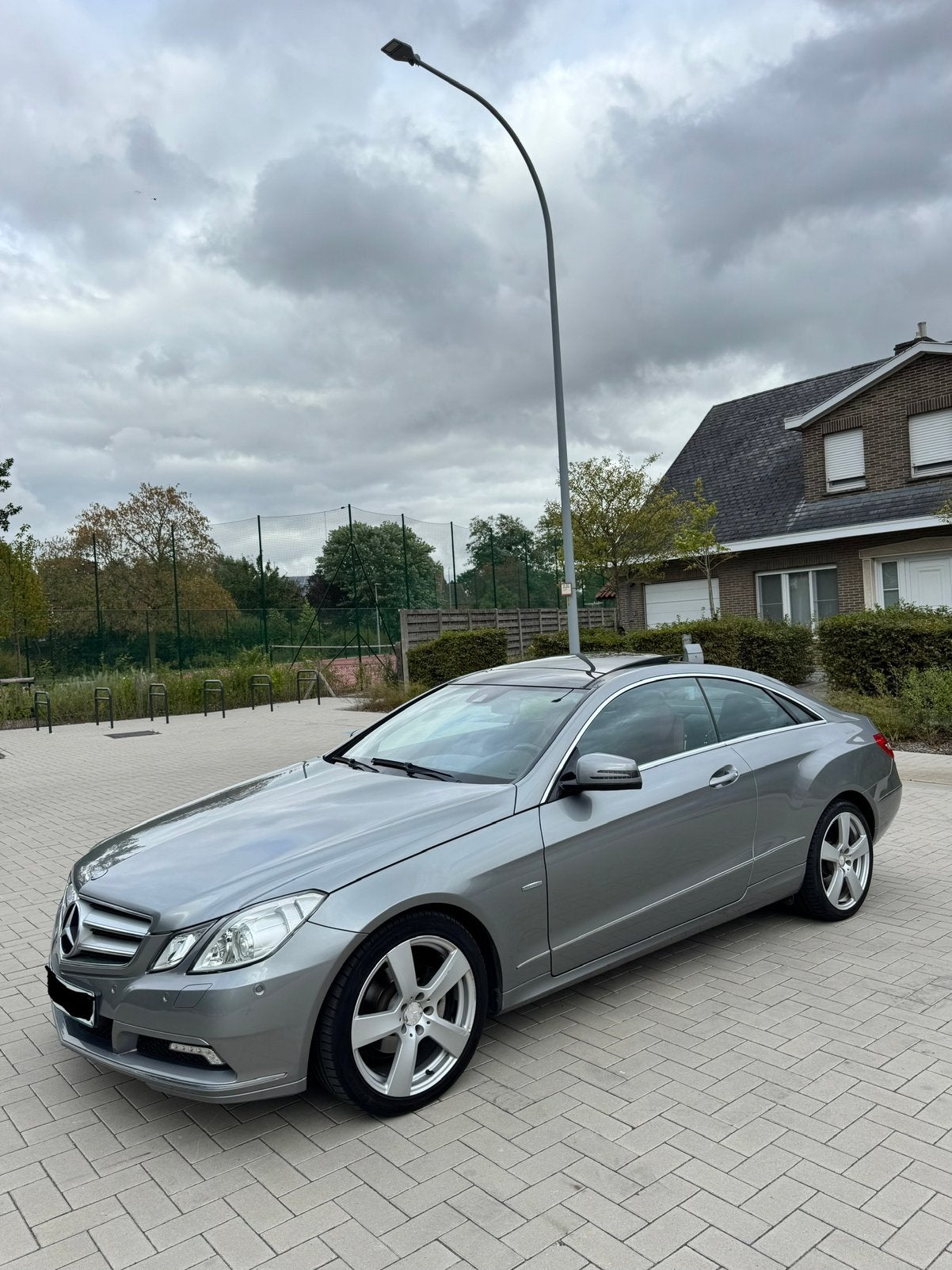 Mercedes e220 2012 coupe 64.000km!! automatisch euro5, Auto's, Automaat, Euro 5, Bedrijf, Te koop