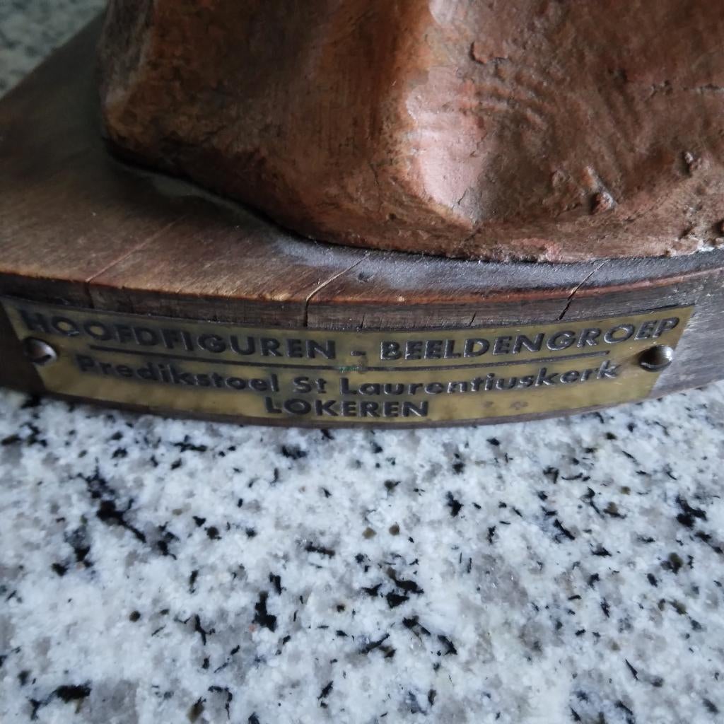 Antieke beeld, Sur socle, Statue, Brun, Pierre ou céramique