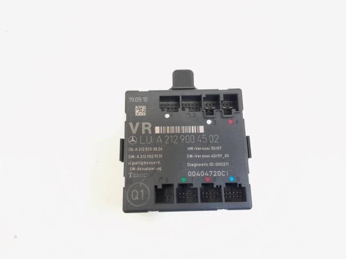 Module verrouillage central des portes d'un Mercedes E-Klass, 3 mois de garantie, Utilisé, -, -