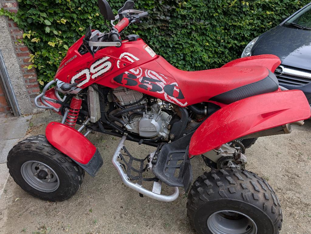 Quad Bombardier 650cc, Motos, Particulier