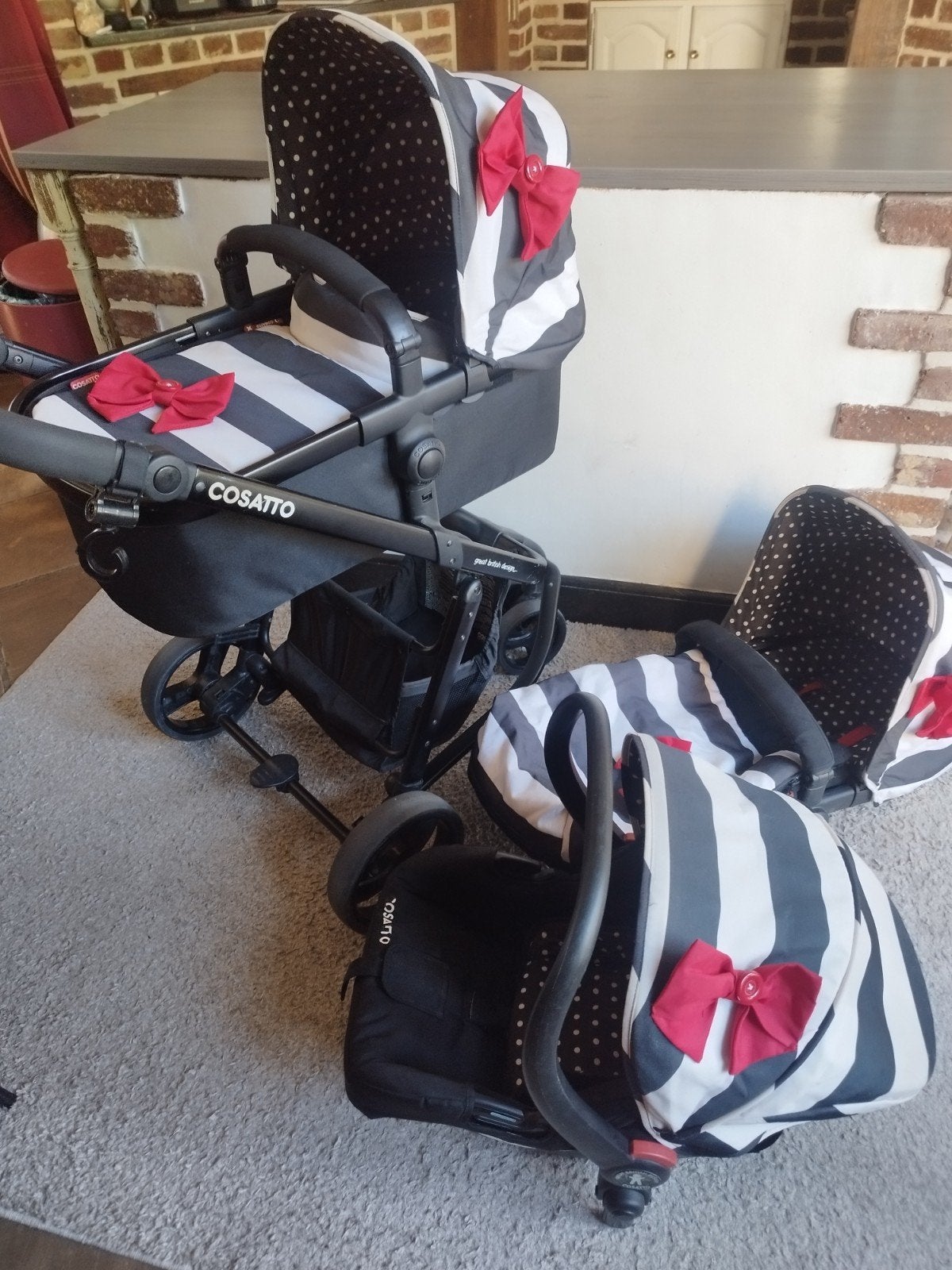 Cosatto Giggle 2 Travel System 3in1 kinderwagen, Kinderen en Baby's, Kinderwagens en Combinaties, Gebruikt, Met reiswieg, Ophalen