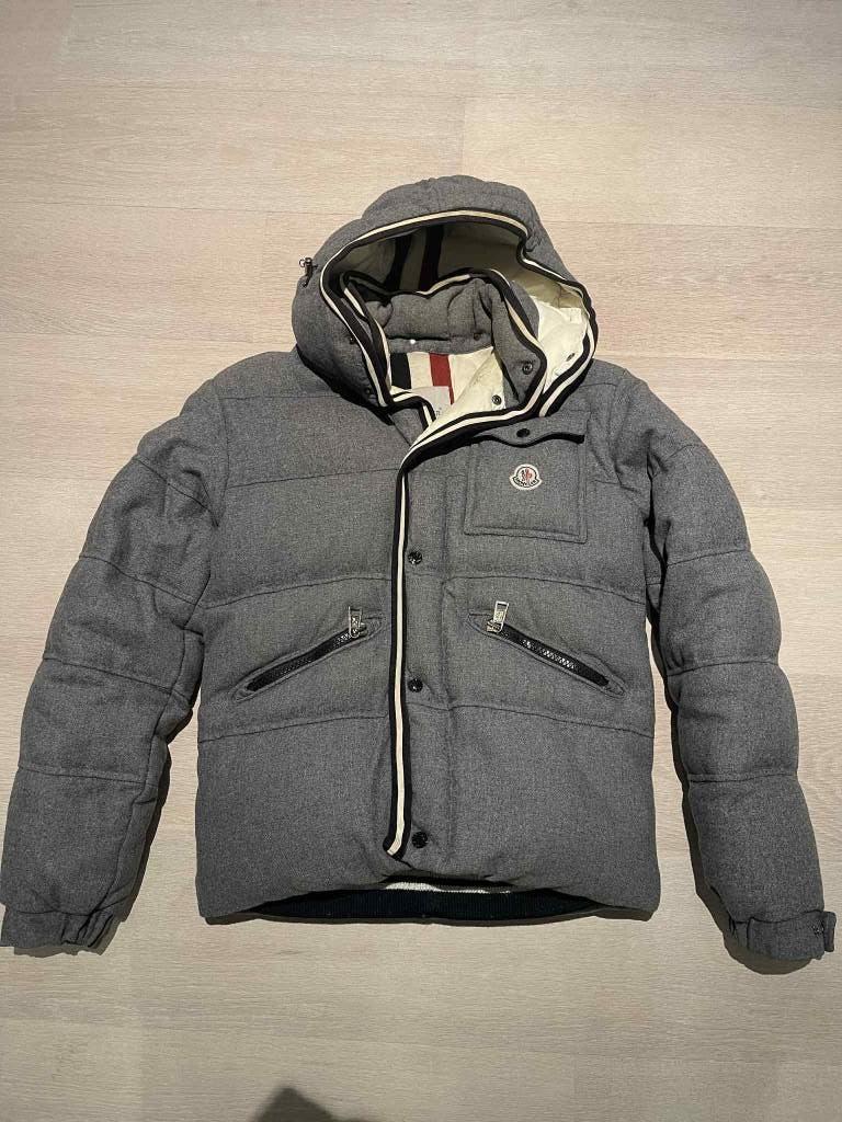 MONCLER Wool puffer down jacket, Kleding | Heren, Jassen | Winter, Ophalen