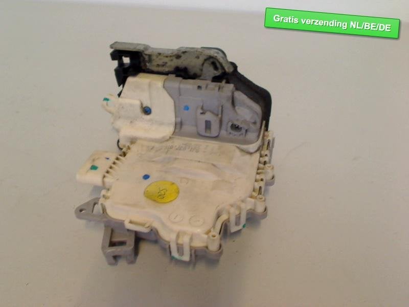 SERRURE DE PORTE LATERALE Audi TT (8J3) (8J1837016C), Autos : Pièces & Accessoires, Auto-Union-Straße  1,
85057  Ingolstadt, DE