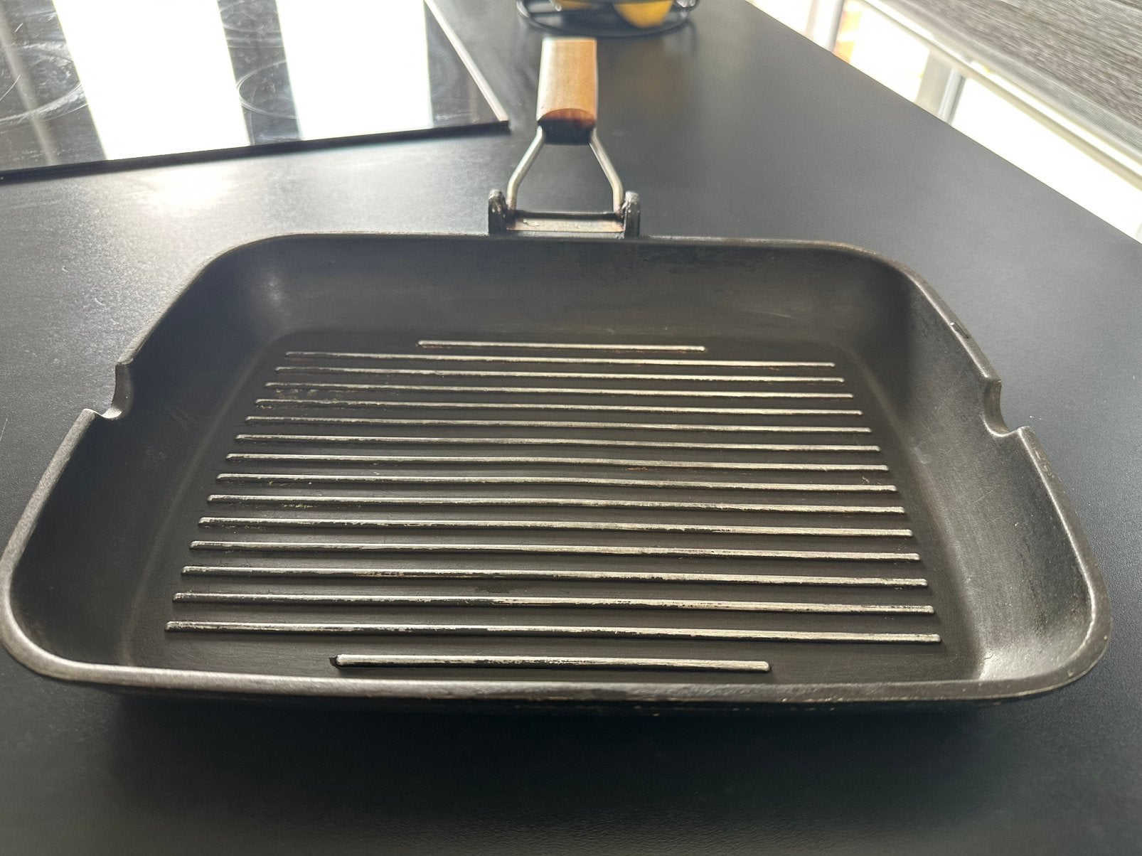 Poêle grill rectangulaire en fonte – 35 x 26 cm, Ophalen, Zo goed als nieuw, Gietijzer