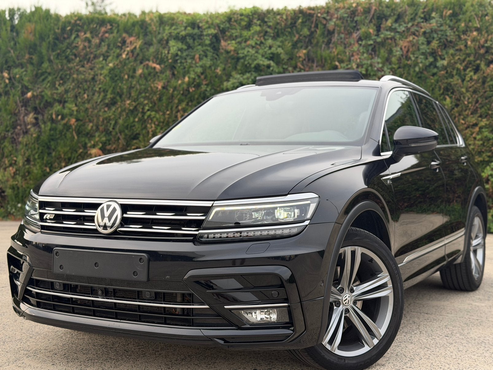 Volkswagen Tiguan | R-Line | 4Motion | 2.0TDI |, Autos, Achat, Euro 6, Entreprise, 5 portes