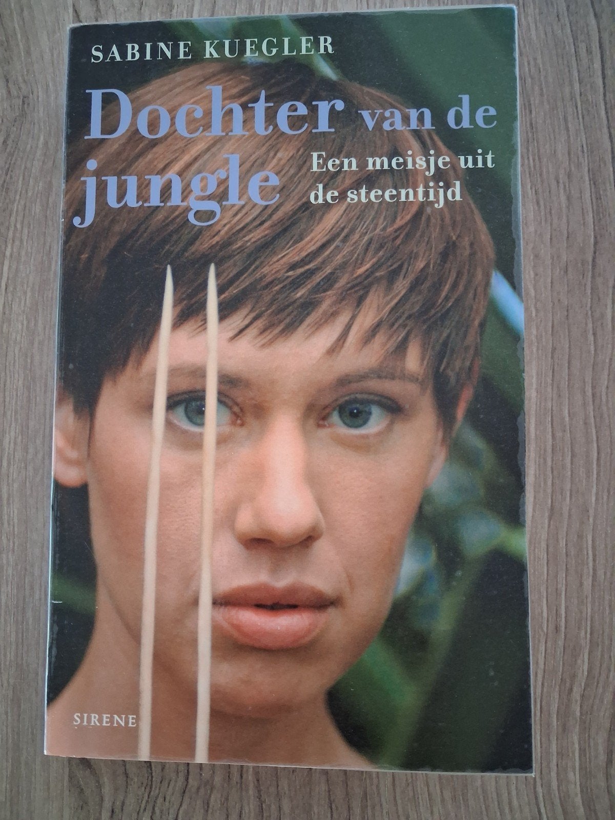 S. Kuegler - Dochter van de jungle, Boeken, Ophalen of Verzenden, S. Kuegler