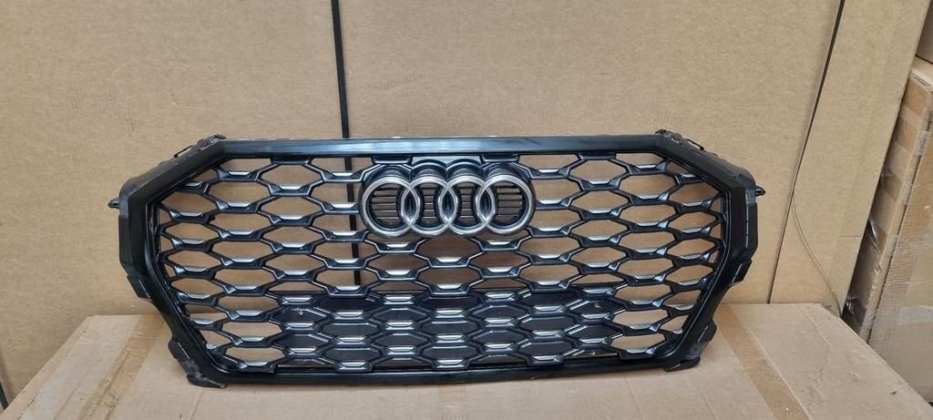 Audi Q3 F3 Sportback S-Line Grille Grill 83F853651B, -, Utilisé, -, -