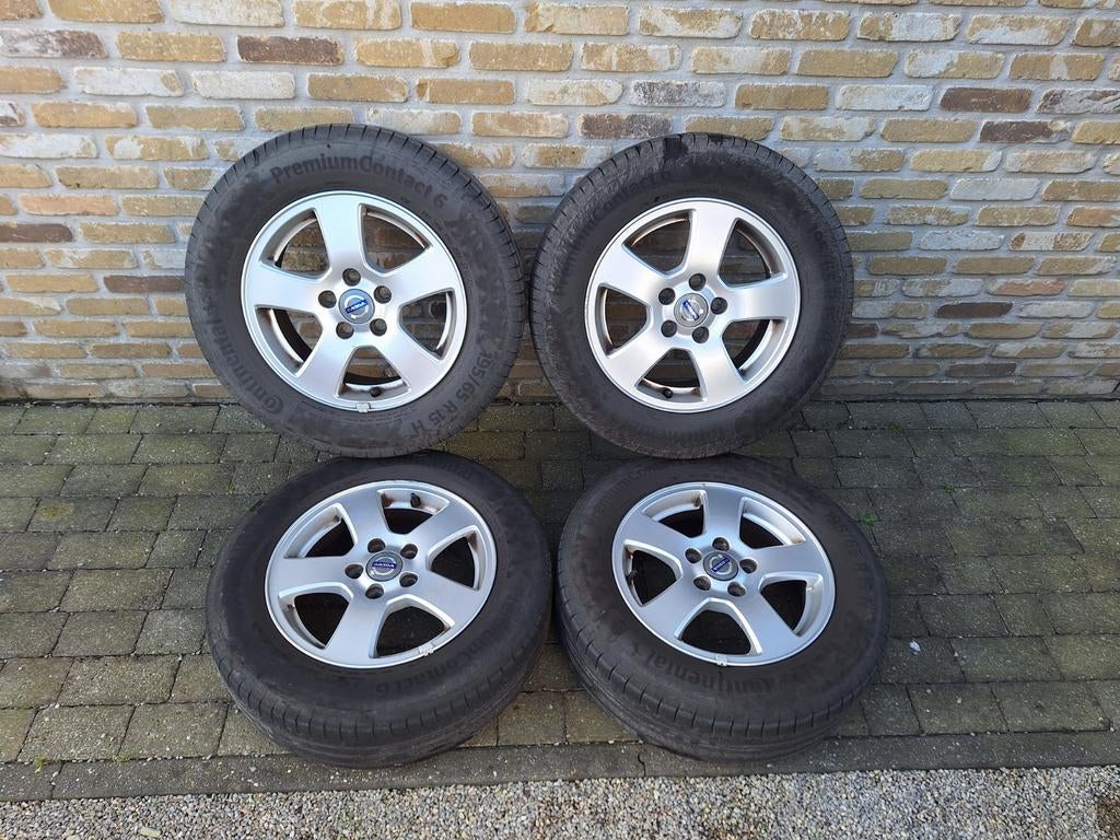 Velgen + zomerbanden Volvo S40 / V50 / C30, 15 inch, Banden en Velgen, Ophalen of Verzenden, 195 mm