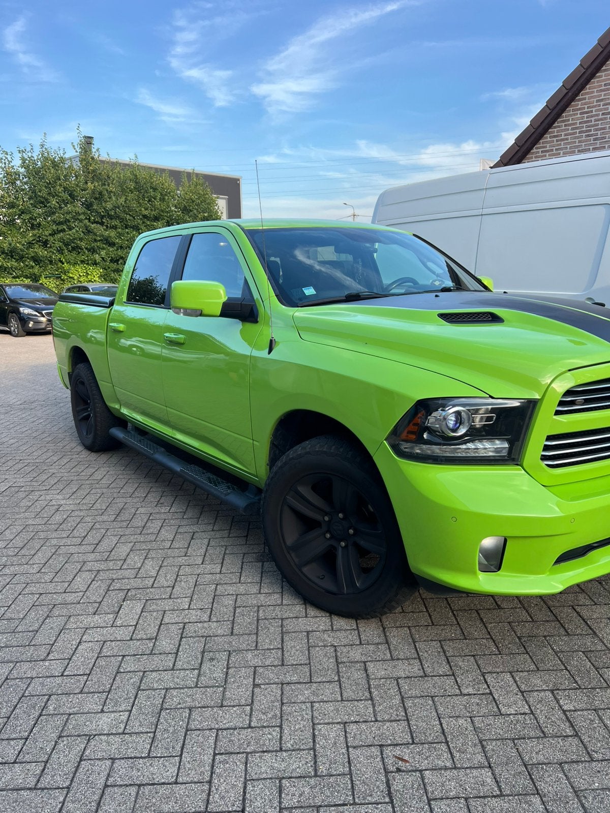 Dodge ram 5.7 V8 hemi sport 2017, Auto's, Automaat, 4 deurs, USB, 295 kW