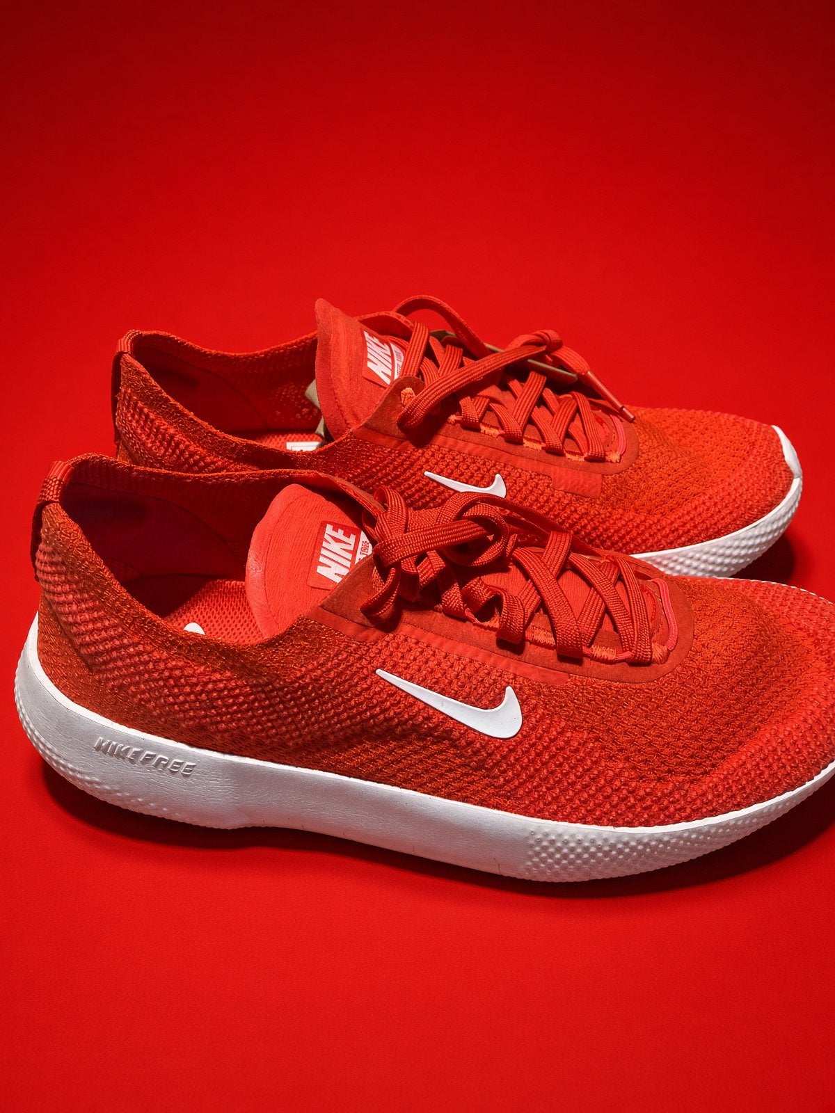 Nike  2025 University Red maat EU39 dames sneakers nieuw, Nieuw, Ophalen of Verzenden, Overige sporten, Hardloopschoenen