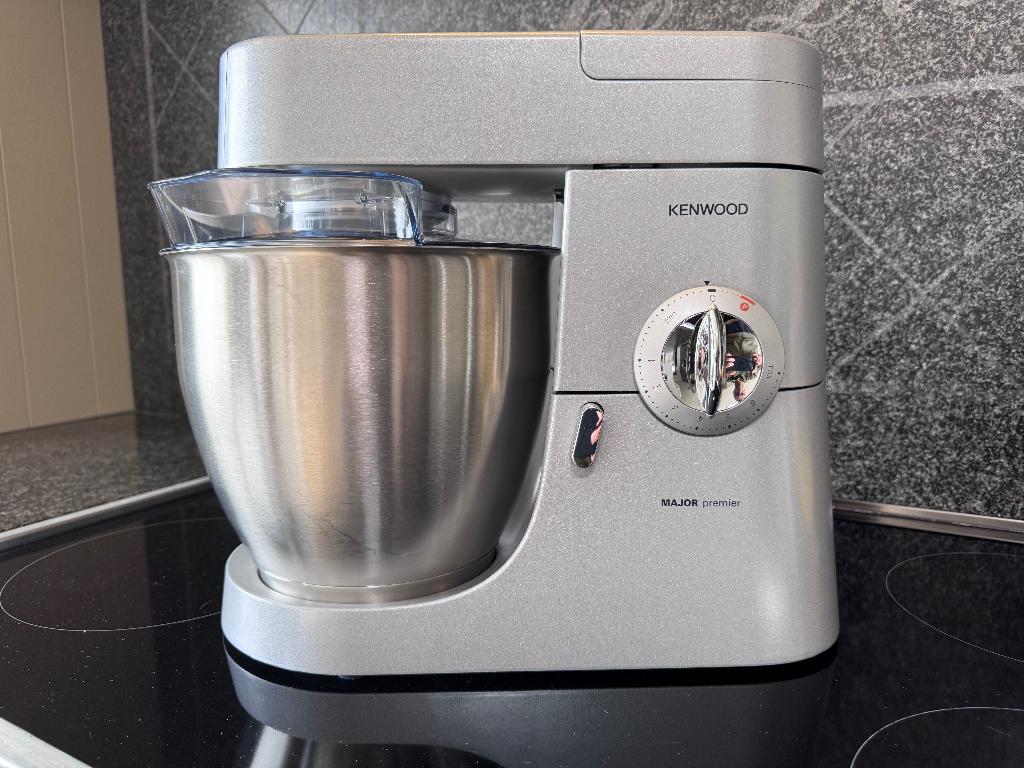 Kenwood Master Premier semi-prof keukenrobot + accessoires, 4 litres ou plus, Enlèvement, Comme neuf, 3 vitesses ou plus