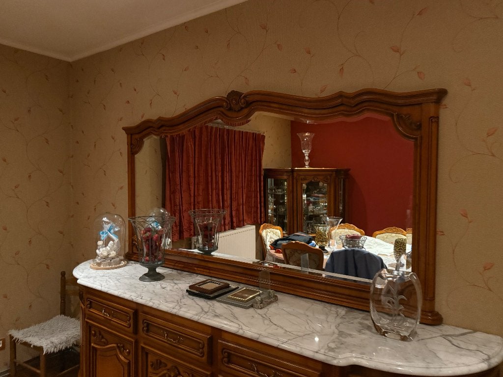 Salle a mangé, Enlèvement, Utilisé, 4 à 6 chaises