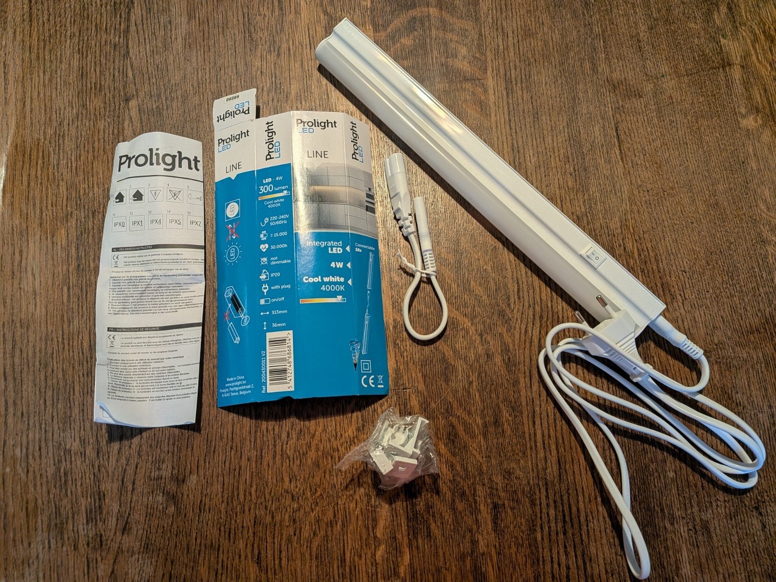 LED lamp voor onder keukenkast van Prolight, Ophalen
