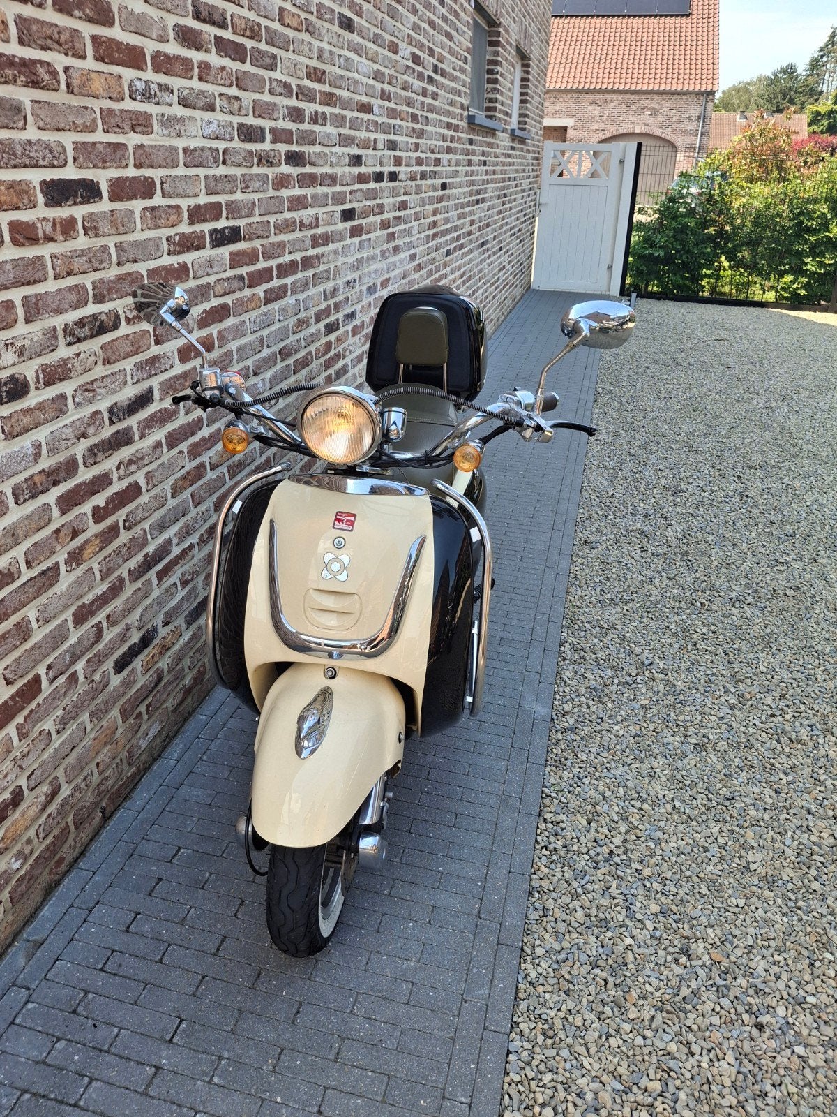 AGM Retro 125cc, Enlèvement