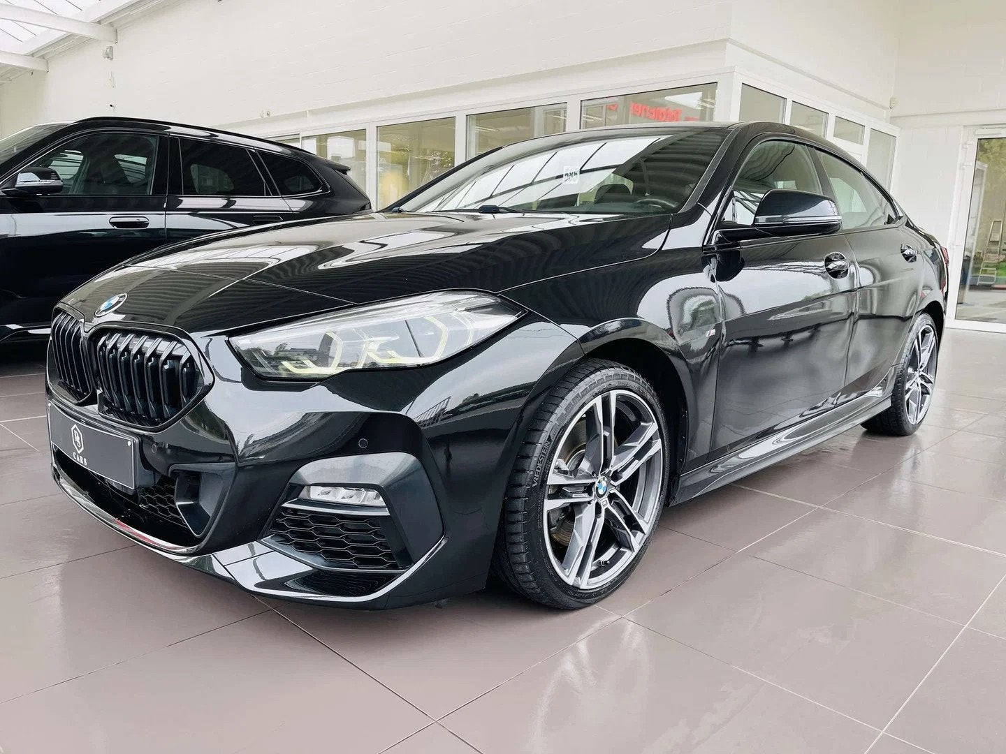 BMW 2 Serie 220 GC dA * GARANTIE + +PACK M + LED + CUIR + GP, Autos, Ordinateur de bord, Entreprise, 110 g/km, Noir