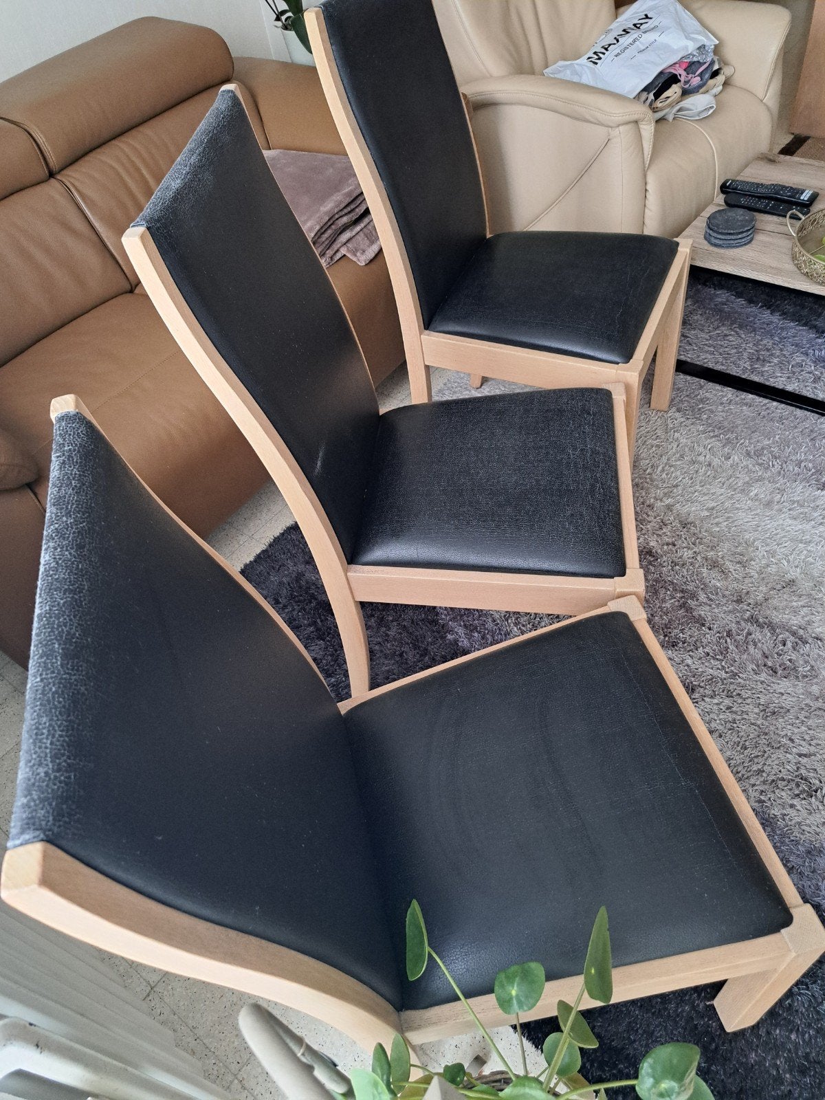 4 degelijke stoelen, Huis en Inrichting, Ophalen