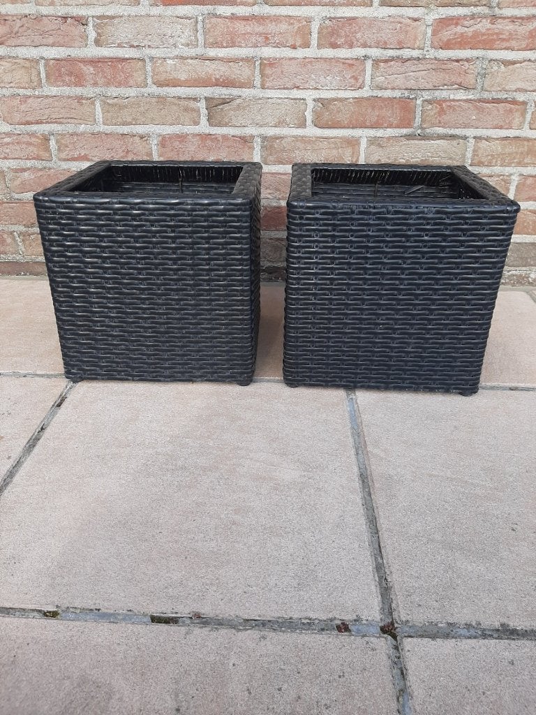 2 bloempotten elk 27,50 cm hoog, Tuin en Terras, Kunststof, Gebruikt, Vierkant, Minder dan 40 cm
