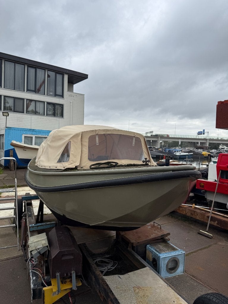 Stalen vlet, Watersport en Boten, Ophalen, Staal, Binnenboordmotor, Diesel