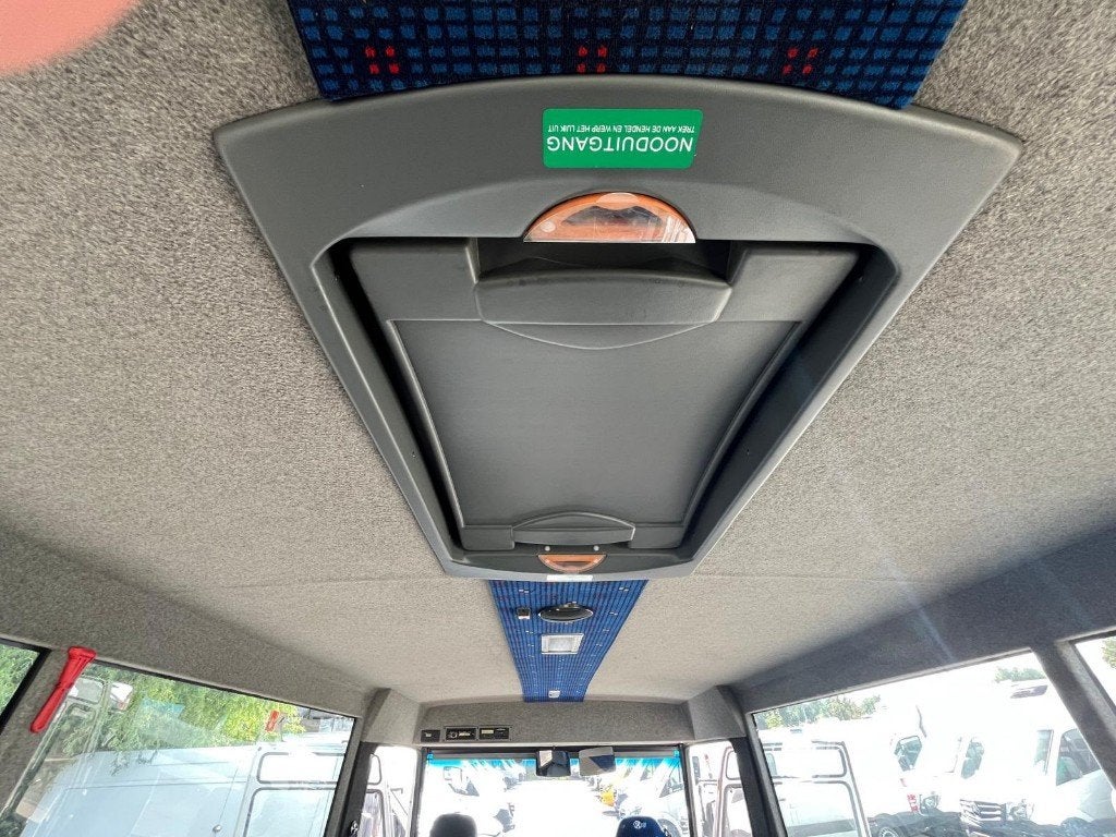 Mercedes Vario 0813 (Stock ID 44620) — 14
