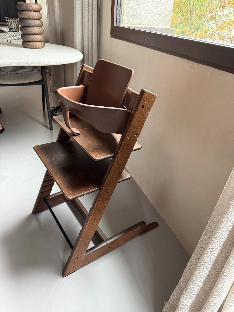 Tripp trapp kinderstoel + babyset, Kinderen en Baby's, Ophalen, Zo goed als nieuw, Meegroeistoel, Aanschuifbaar