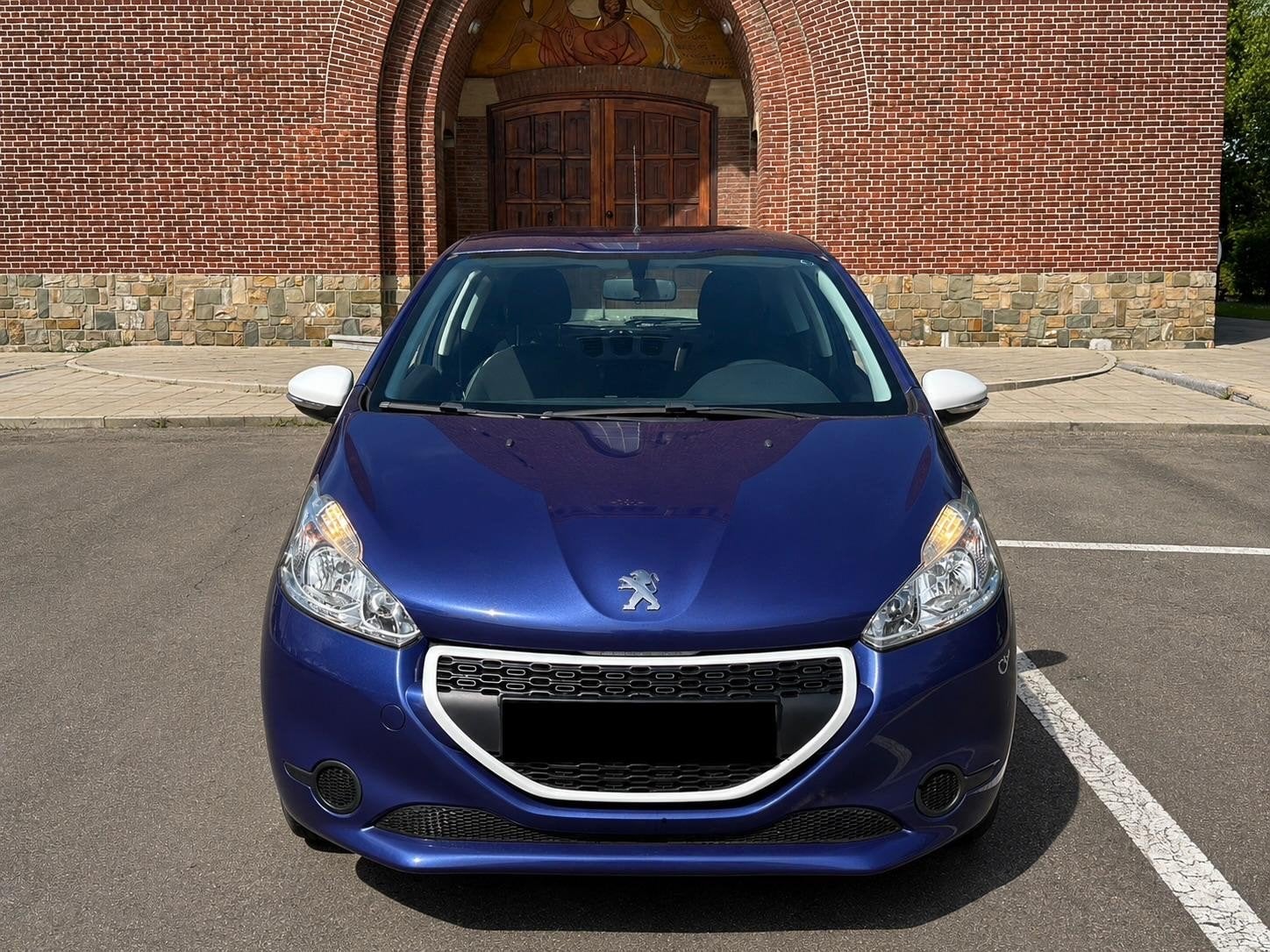 Peugeot 208 Essence, version 3 portes, homologuée, Euro 5, Achat, Entreprise, 3 portes