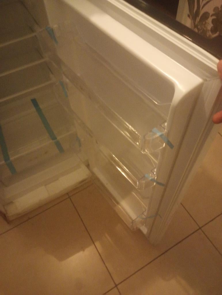 Koelkast frigo, Elektronische apparatuur, Ophalen, Nieuw, 140 tot 160 cm, 45 tot 60 cm