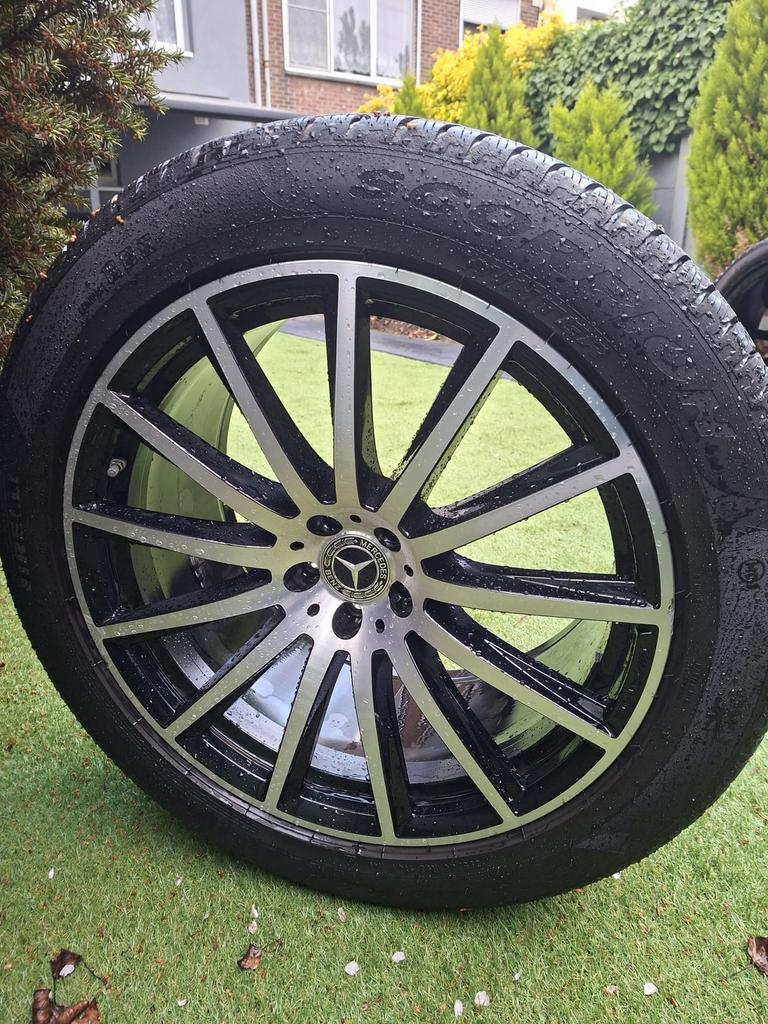 Orginele Mercedes velgen met bouten en nieuwe winterbanden, Auto-onderdelen, Banden en Velgen, Ophalen, Winterbanden, Velg(en)
