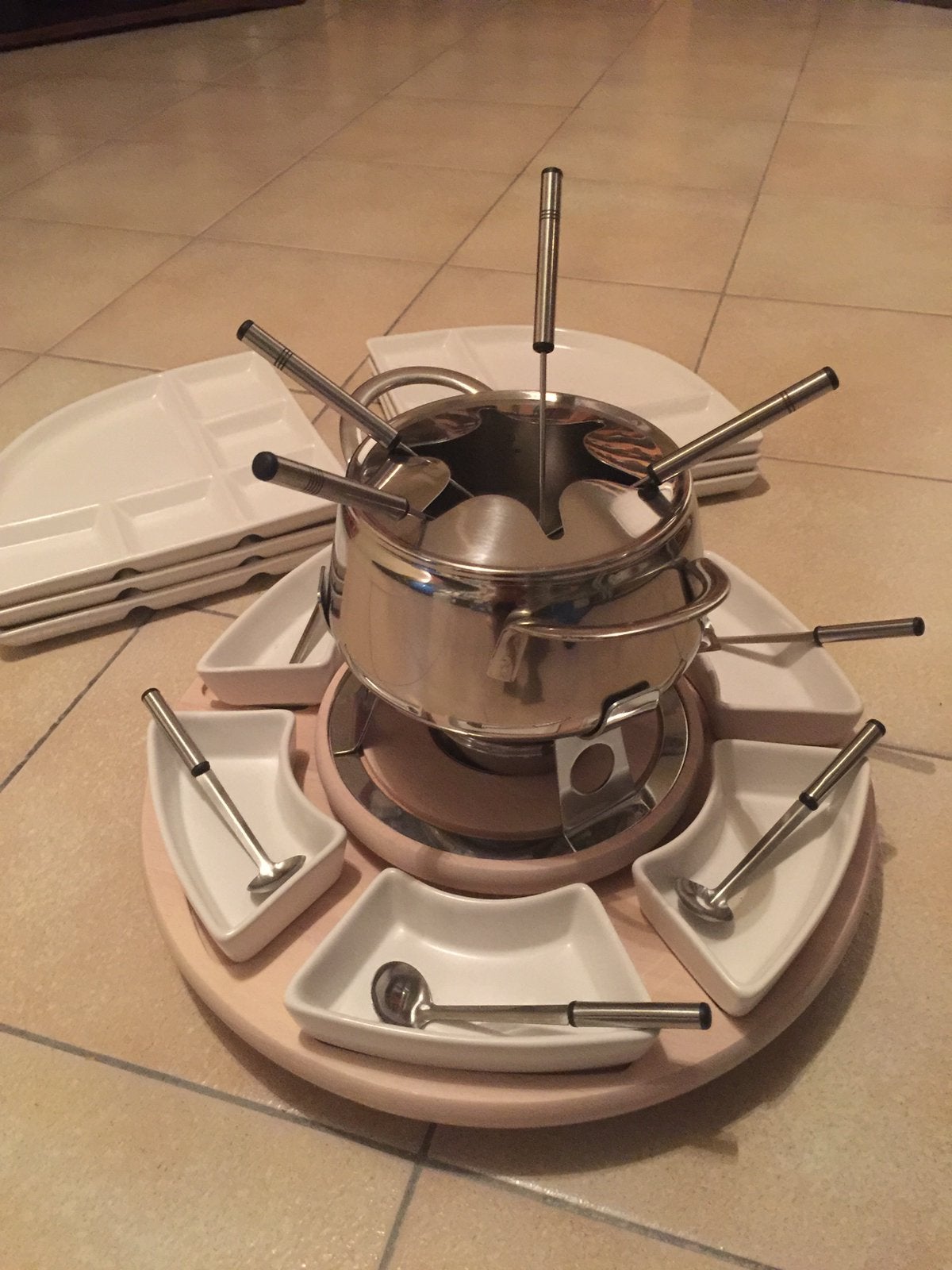Fondueset met borden en draaischijf, Elektronische apparatuur, Ophalen, Zo goed als nieuw, Fondueset
