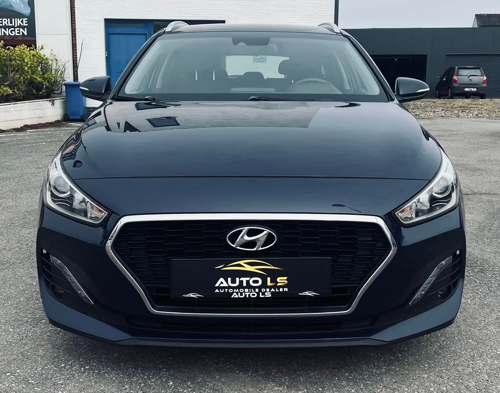 HYUNDAI I30 2020 SW T-GDI Twist ESSENCE, Autos, Hyundai, Achat, Euro 6, Entreprise, Noir