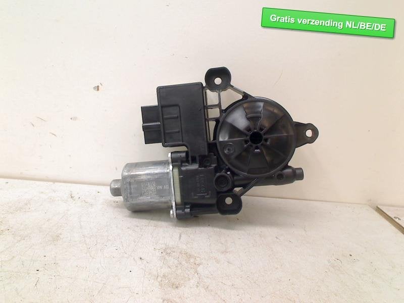 MOTEUR LEVE VITRE ELECTRIQUE DROIT Volkswagen Polo VI (AW1), Volkswagen, Volkswagen AG, Droite, Utilisé