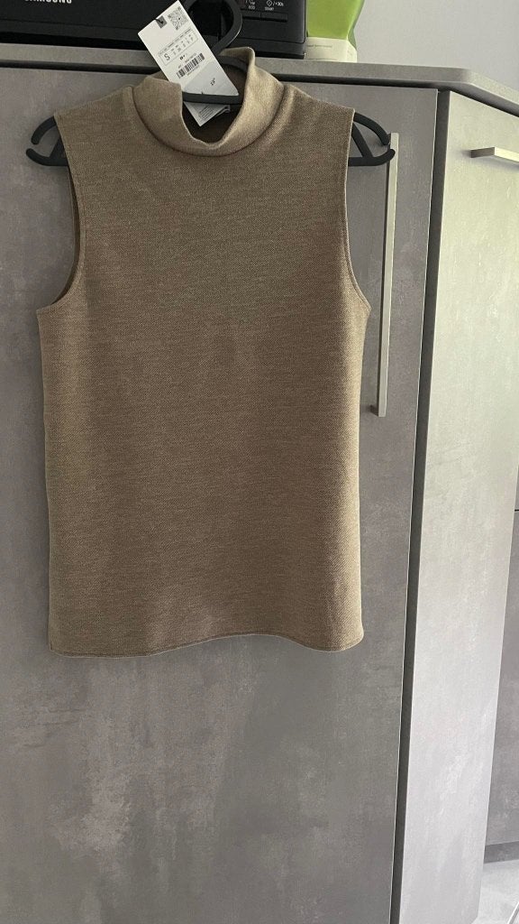 BLOUSE neuve ZARA  beige col haut sans manches S, Vêtements | Femmes, Neuf, Enlèvement ou Envoi, Zara, Taille 36 (S)