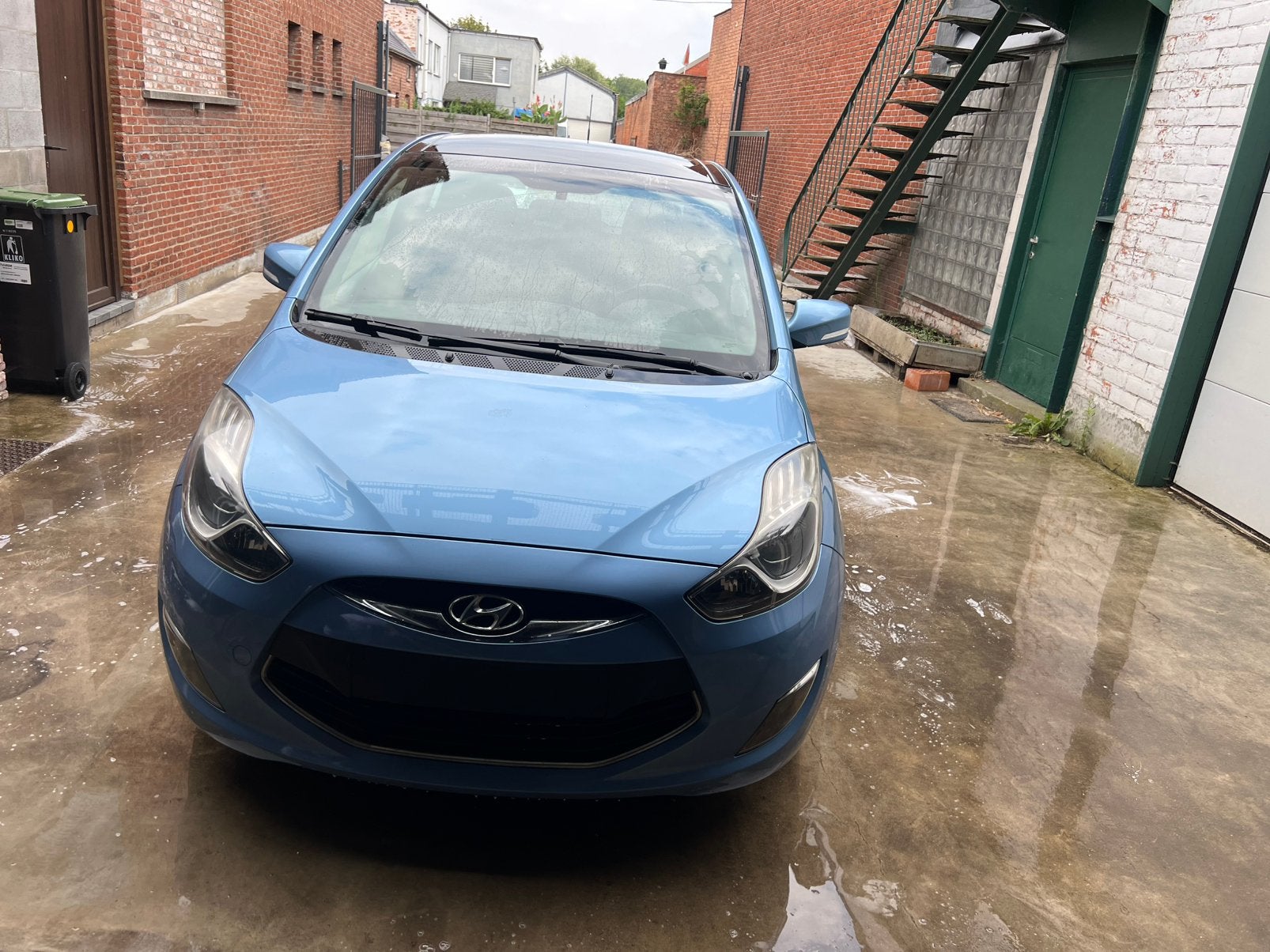 ix20, Auto's, Euro 5, https://public.car-pass.be/vhr/b9db0a0d-a362-48e0-998d-327600a123ce, Bedrijf, Handgeschakeld